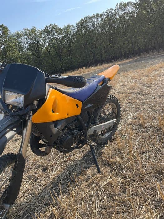 Husqvarna  125 wr cr sm suzuki rmz 250