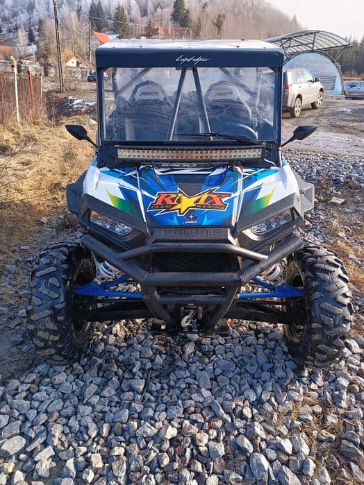 UTV Polaris RZR 1000