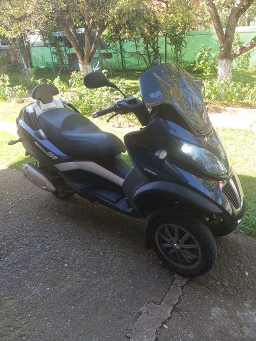 Piaggio mp3.Lt cat.b 250.ie