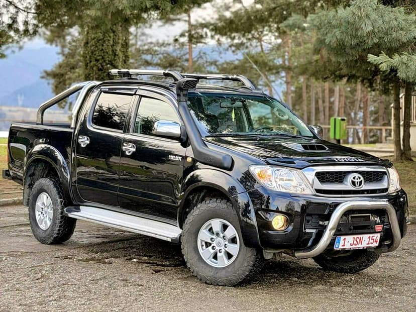 - IMPECABILA Toyota Hilux ANTARCTICA 3.0Tdi 170cp Manuala Full