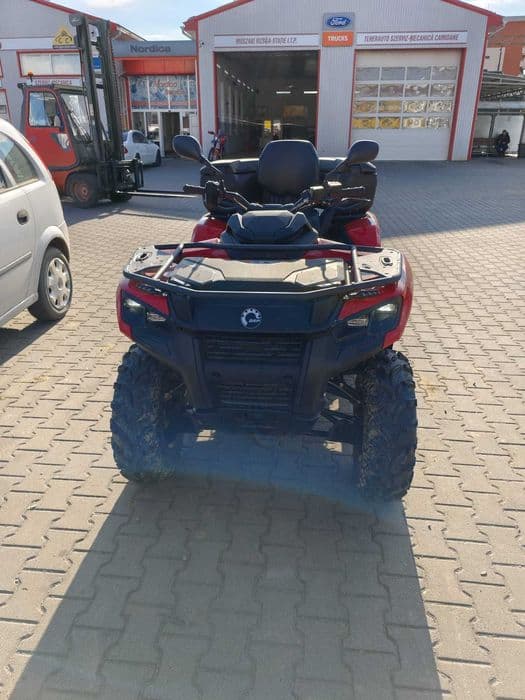 Can-Am Outlander MAX DPS 700