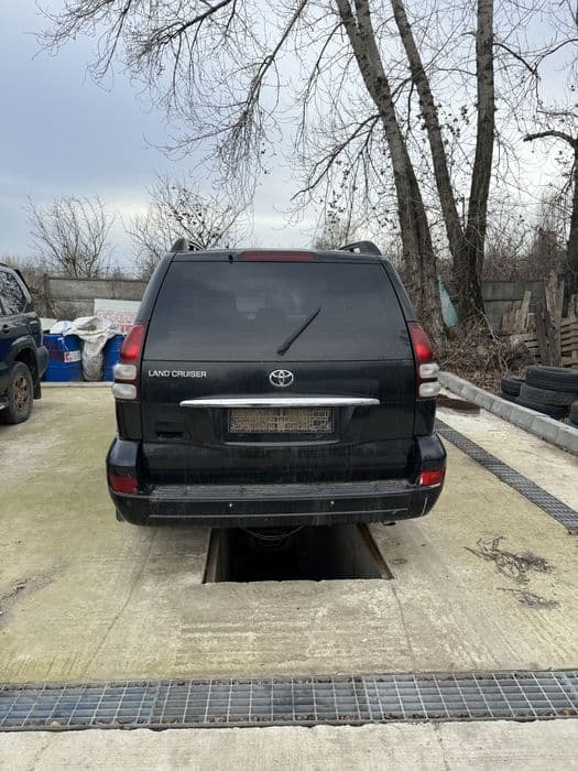 Dezmembrari Toyota Land Cruiser J120 2007