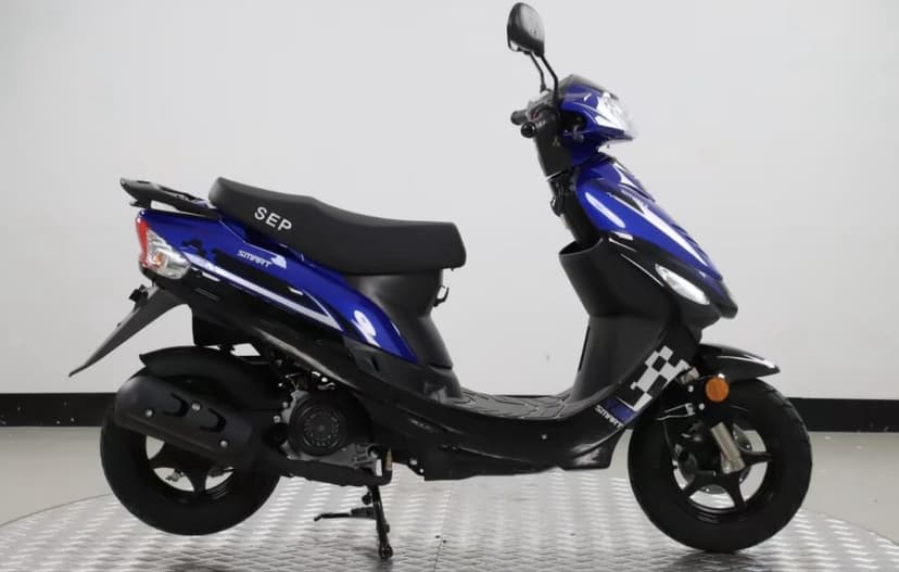 Scuter benzina  fara pemris