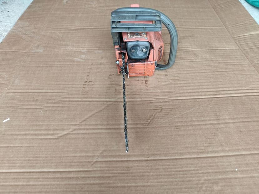 Drujba Husqvarna 136