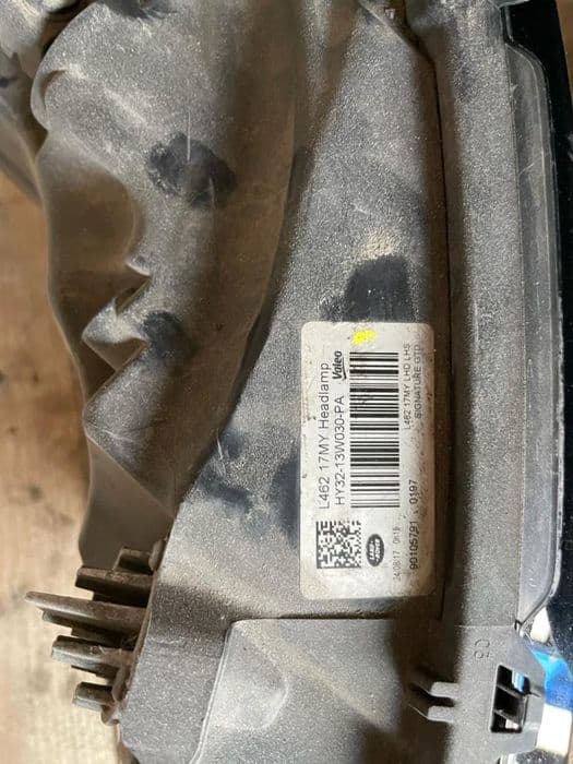 Far Stanga Land Rover Discovery 5 Clema Rupta