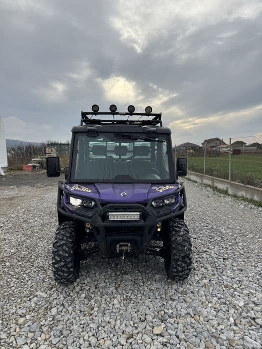 Vand can-am traxter si plaris rzr pentru copii!