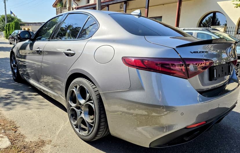 Alfa Romeo Giulia Veloce 2.0 AT8 Q2