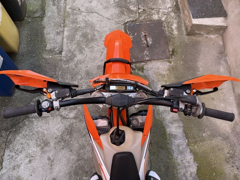 KTM EXC-F 350 4T 2023 — 68 de ore