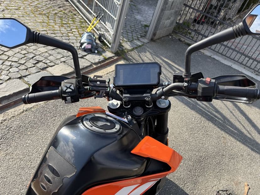 Ktm duke 125 an 2019 9.300km proprietar firma tva inclus