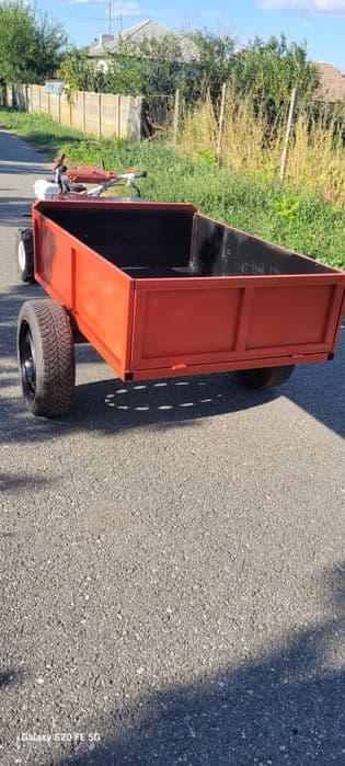 De vînzare,remorcuta