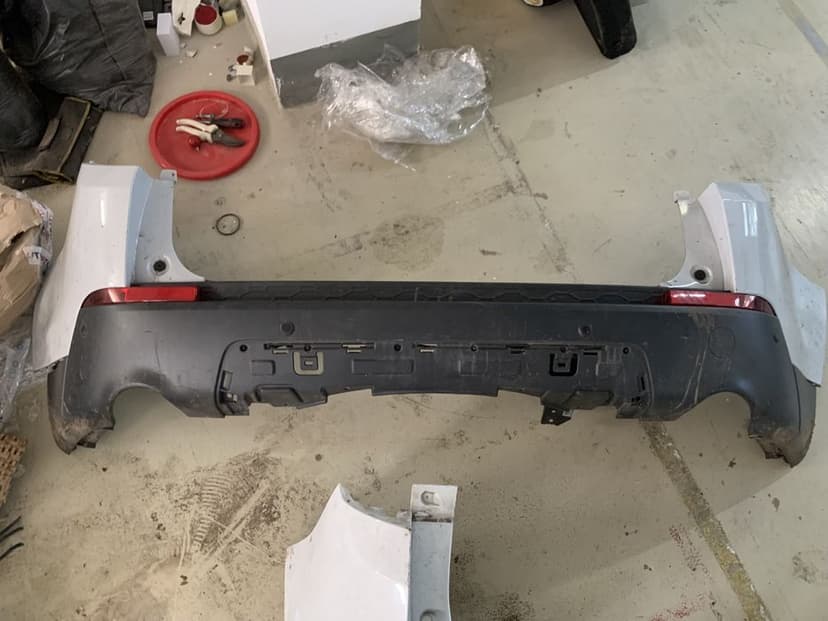 Bara fata completa Land Rover Discovery Sport 2017 capota aripa far