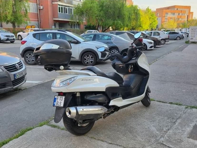 Yamaha Majesty 400 2011 INJECTIE proprietar