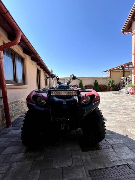 Vând ATV Yamaha Grizzly 550 FI 2012