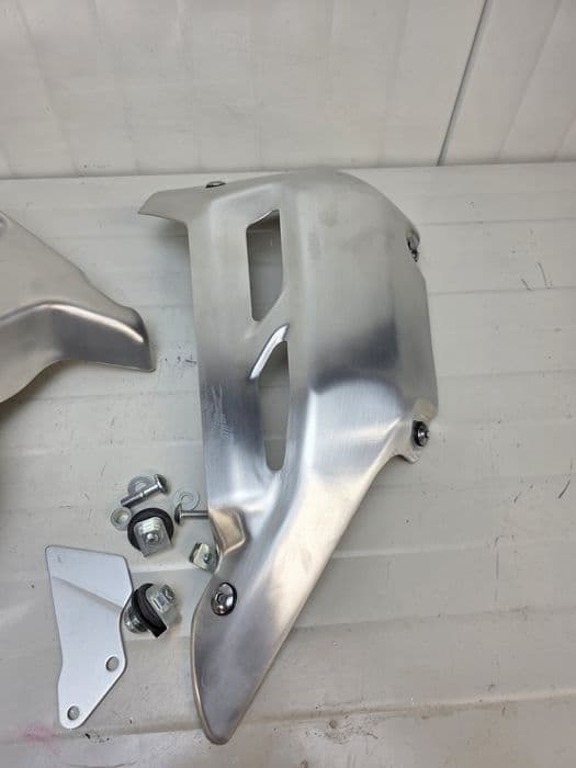 Honda CRF 1100 L Africa Twin Adventure Sports  scut motor  skid plate