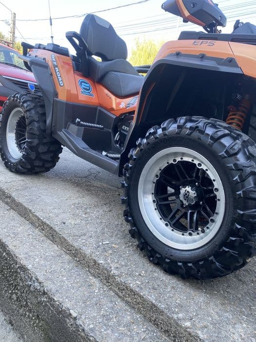 De vanzare cf moto 1000