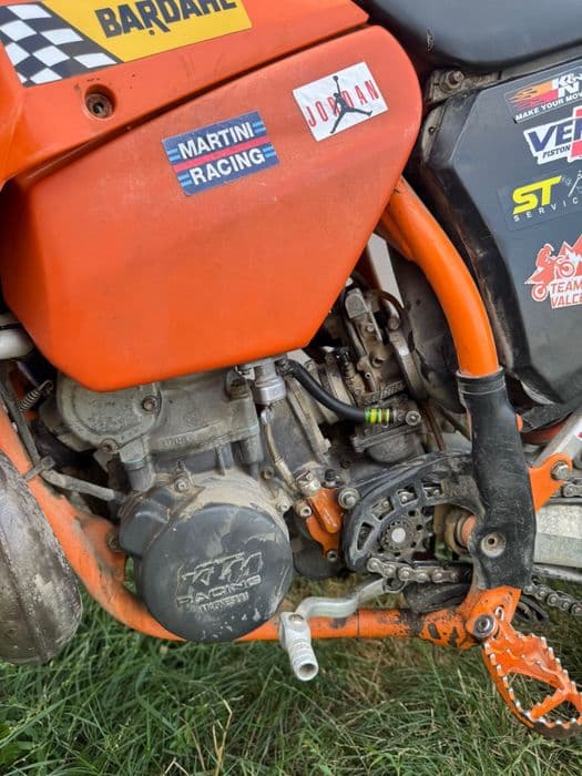 Vand full cross ktm 250 sx din anul 2008 (nu porneste din cauza carb)