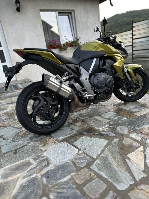 Honda Cb 1000R stare foarte buna pret neg sau Schimb cu Atv +/-dif