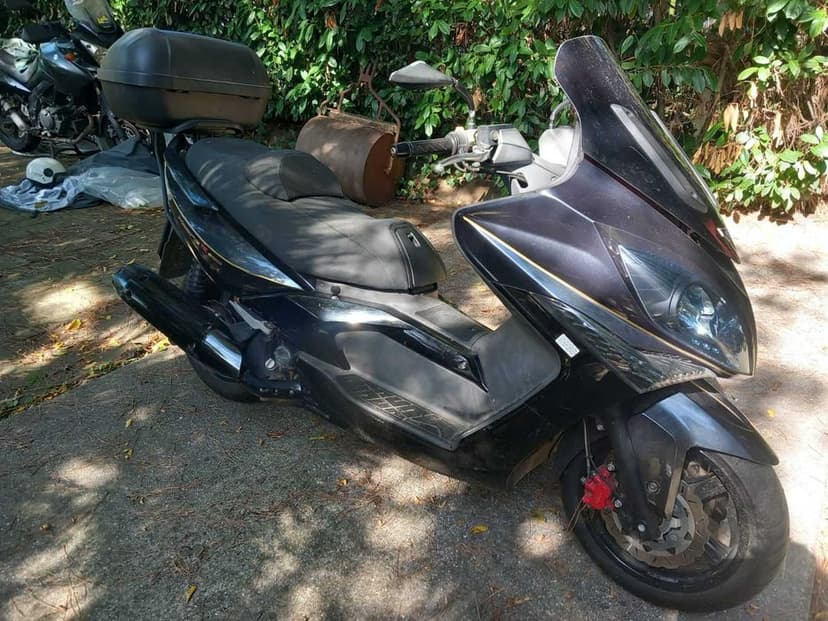 kymco xciting 300 r 2010