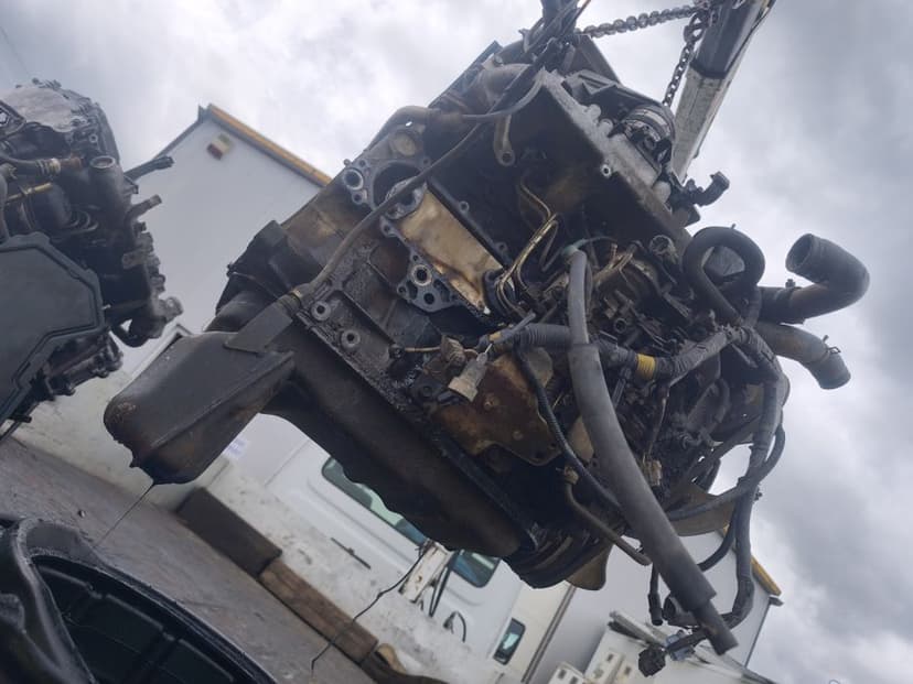 Motor nissan navara pathfinder cabstar maxity 2.3 2.5 3.0 V6 V9X