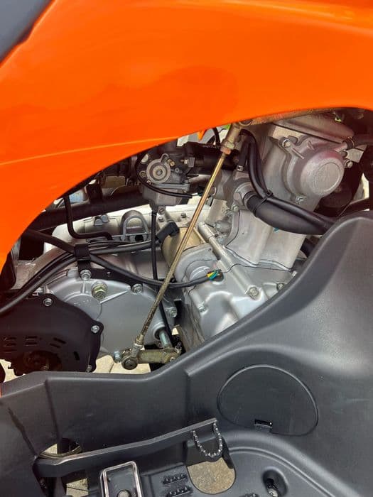 Atv daelim e ton 250 cc