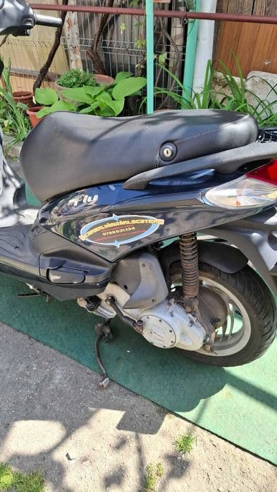 Vand scuter Piaggio New Fly 2014, 50cc Pret 4800lei, acte RO