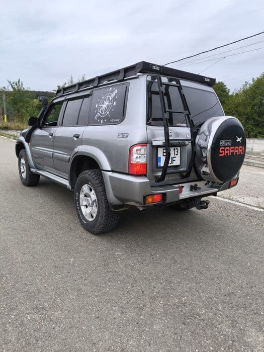 Nissan Patrol 3.0 AUTOUTILITARA