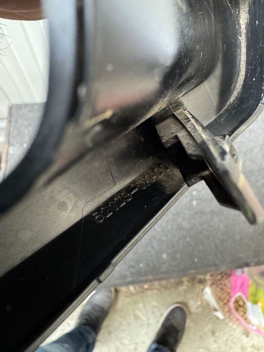 Grilă proiector și proiector Toyota hilux 2022 2024