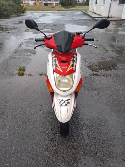 Vând scuter galaxy 49cc