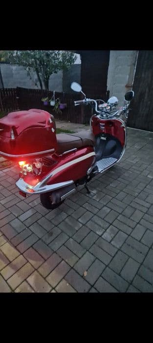 Scuter retro 125 cm an 2019