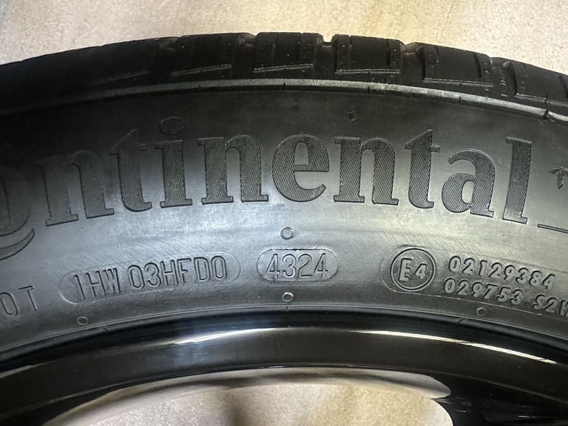 Jante Originale Land Rover DEFENDER pe 22 cu anv. vara !