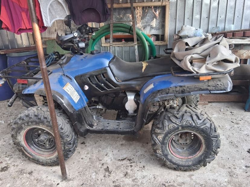 Vând/schimb atv linhai 300 cu cross