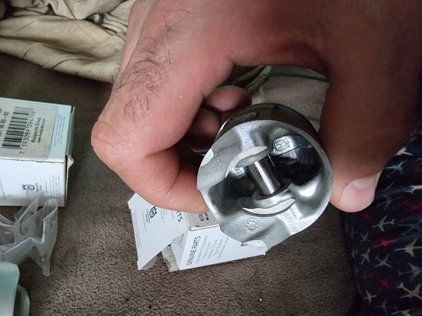 Piston husqvarna 372 xp,husvarna 365 husqvarna 555,560 originale Stihl