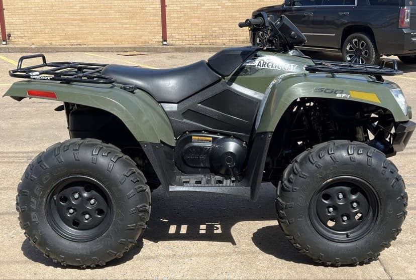 ATV Arctic cat 500 4x4 ( motorizare suzuki) (doar contract vanzare )