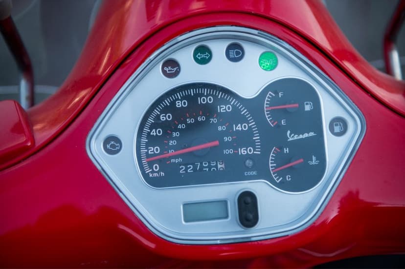 Piaggio Vespa 300GTSie