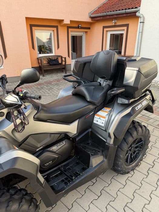 Can am outlander max 1000