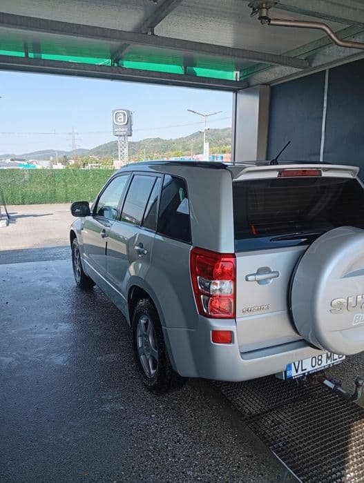 SUZUKI Grand Vitara