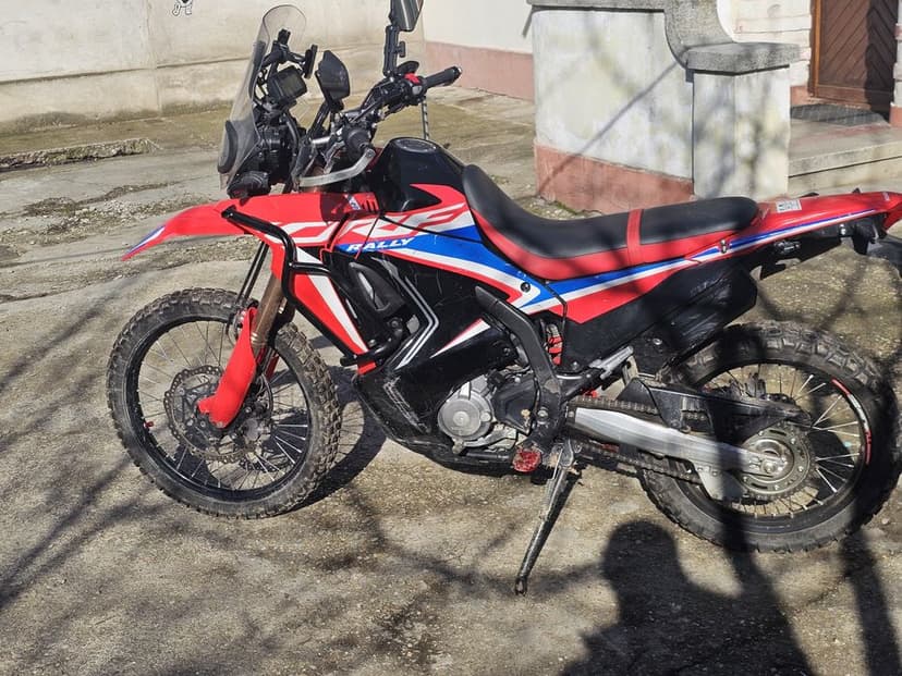 Vand Honda crf 300 rally