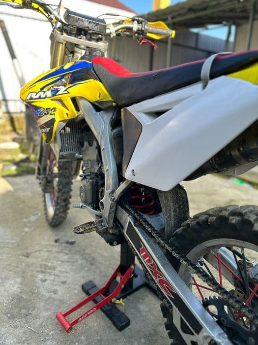 Suzuki RMZ 250 2008 cross