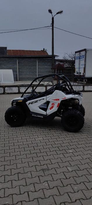 Polaris rzr 200 efi intretinut