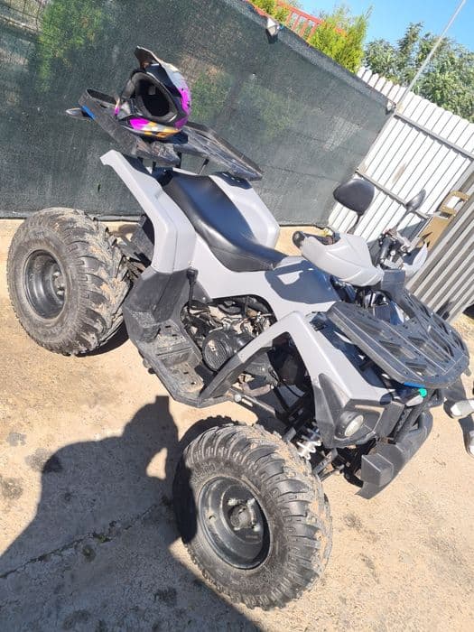 Vând atv volta 180cc automat,pornire la buton
