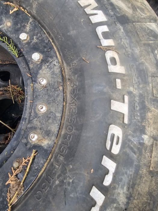 Vand roti nissan patrol 35.12.5r15 jante beadlook bfgoodrich