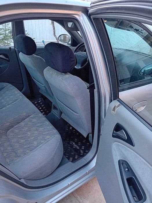 Vând Nubira ||,masina merge foarte bine.