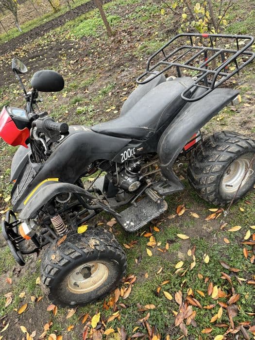Vand atv bashan 200 cc ( negociabil )