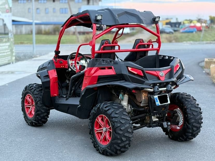 Vând CF MOTO ZForce 800EX 2016/Înmatriculat/Preț:6990€ neg!