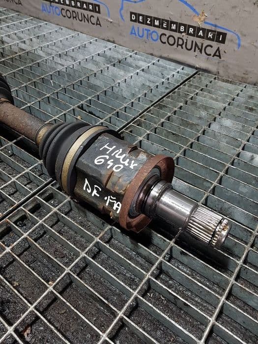Planetara Dreapta Fata Toyota Hilux VII (Facelift 2011) 2.5 D 2010 - 2015 144CP Manuala ...