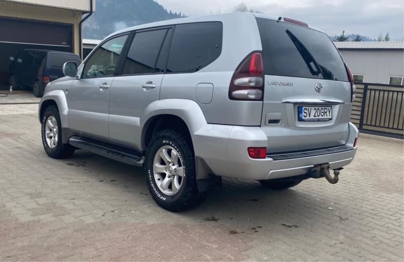 Toyota Land Cruiser/7 locuri /Cauciucuri noi/Accept variante
