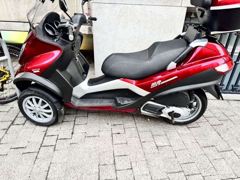 Piaggio mp 3 300 cc