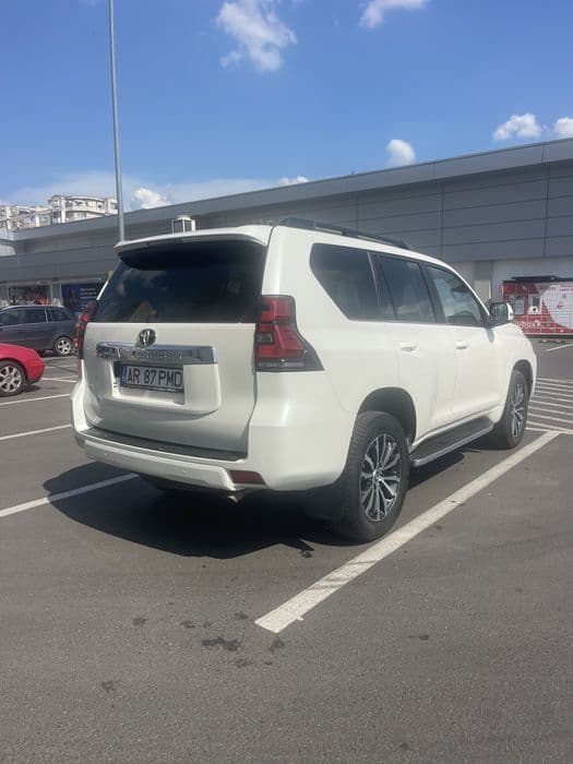 Toyota Land Cruiser 2.8 TEC - Edition 7 Locuri Mega FULL 2024 ca NOU