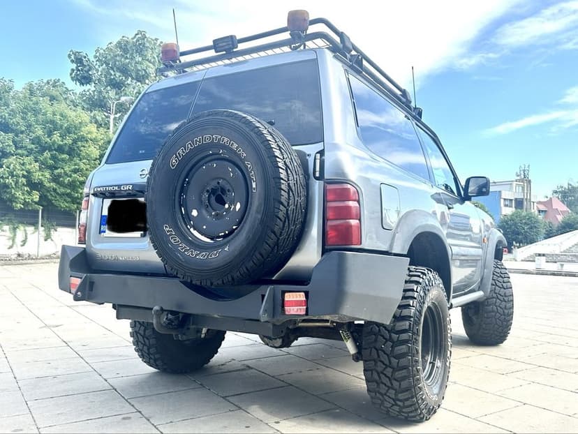 Nissan Patrol Y61 pregatit pentru overlanding/off-road