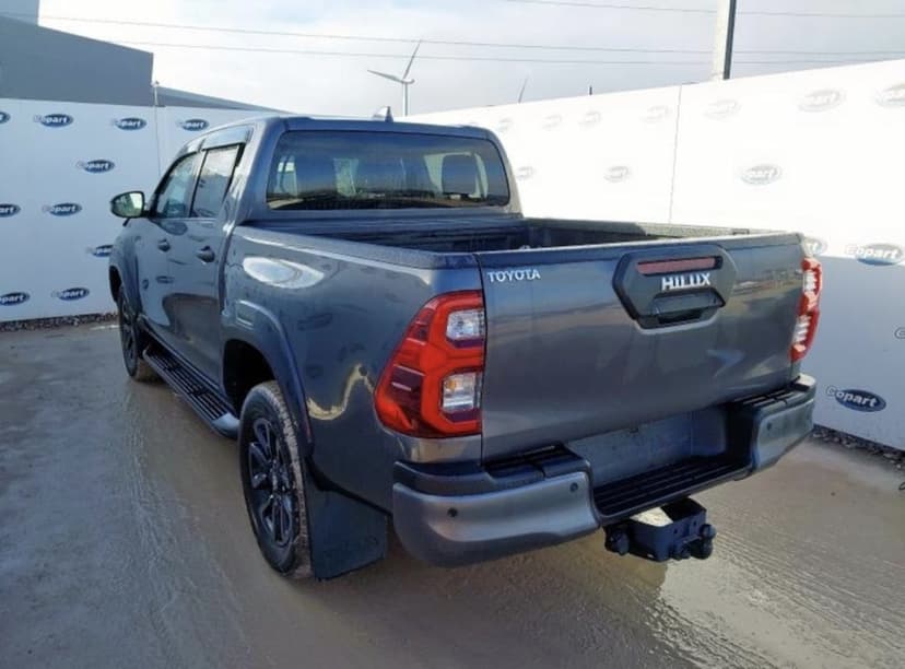 Dezmembrez Toyota Hilux 2.8 1GD-FTV Automat 2020-2024